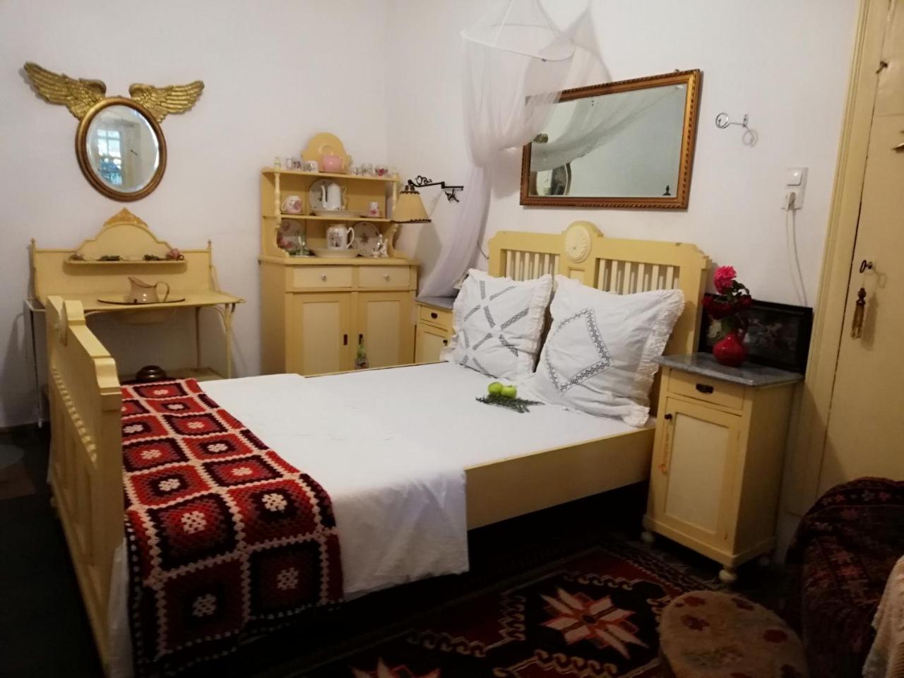 Rozmaringos Udvarhaz Dunafoldvar Exterior photo